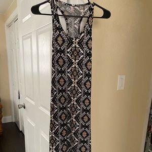 Sleeveless maxi dress